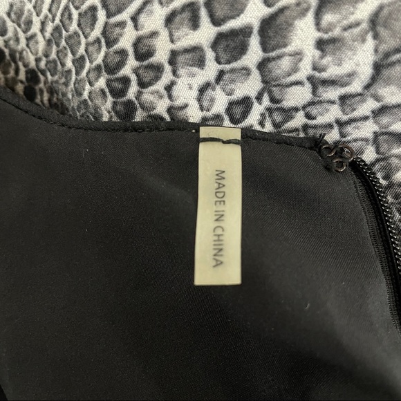 Rebecca Taylor Sleeveless Blocked Snake Skin Dress - Picture 7 of 9